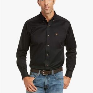 Ariat Men's Solid Twill fitted long sleeve shirt